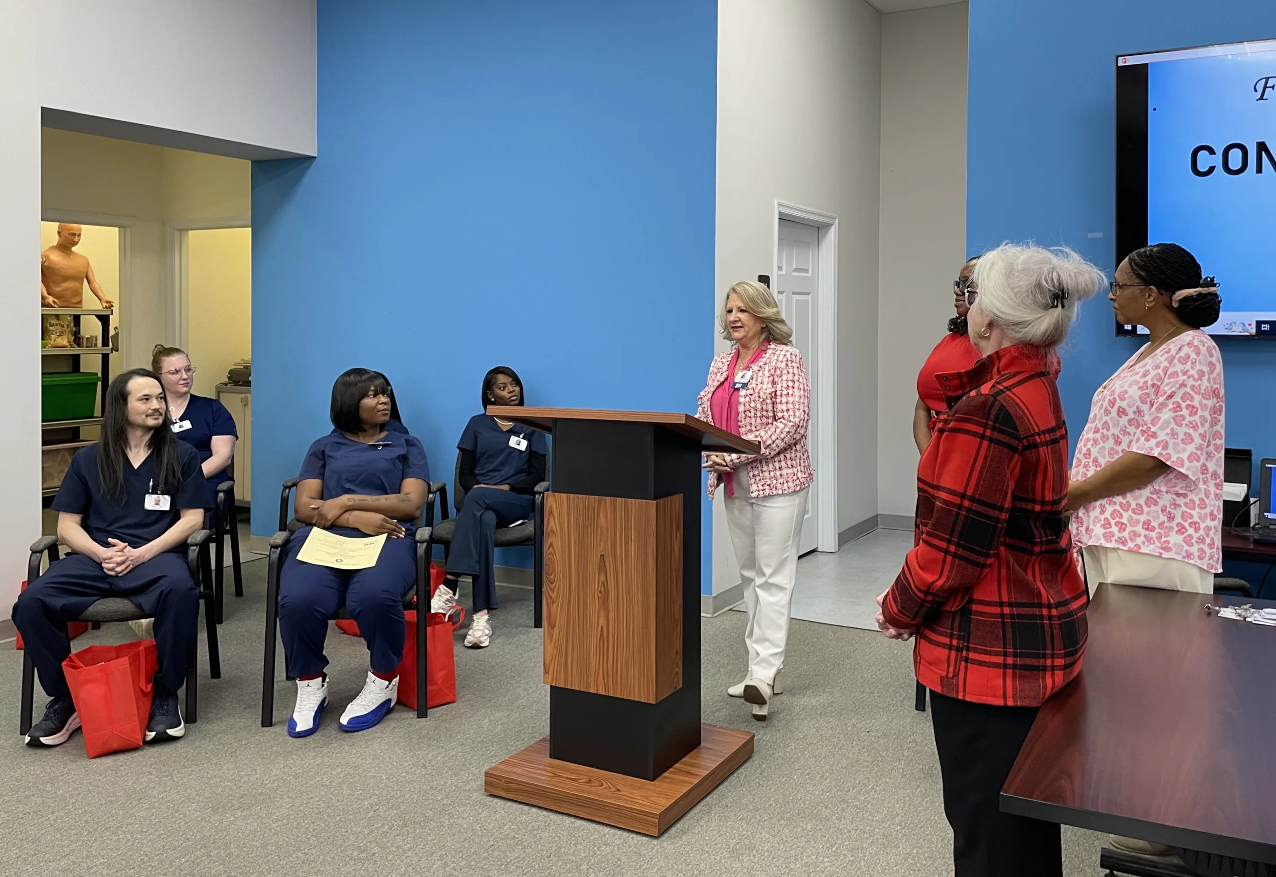 VHS Vice President of Nursing Rebecca Boyd delivers remarks to the graduates.